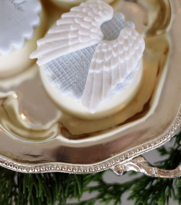 e0098f8b-5ec4-4807-83f1-7b66780365d7